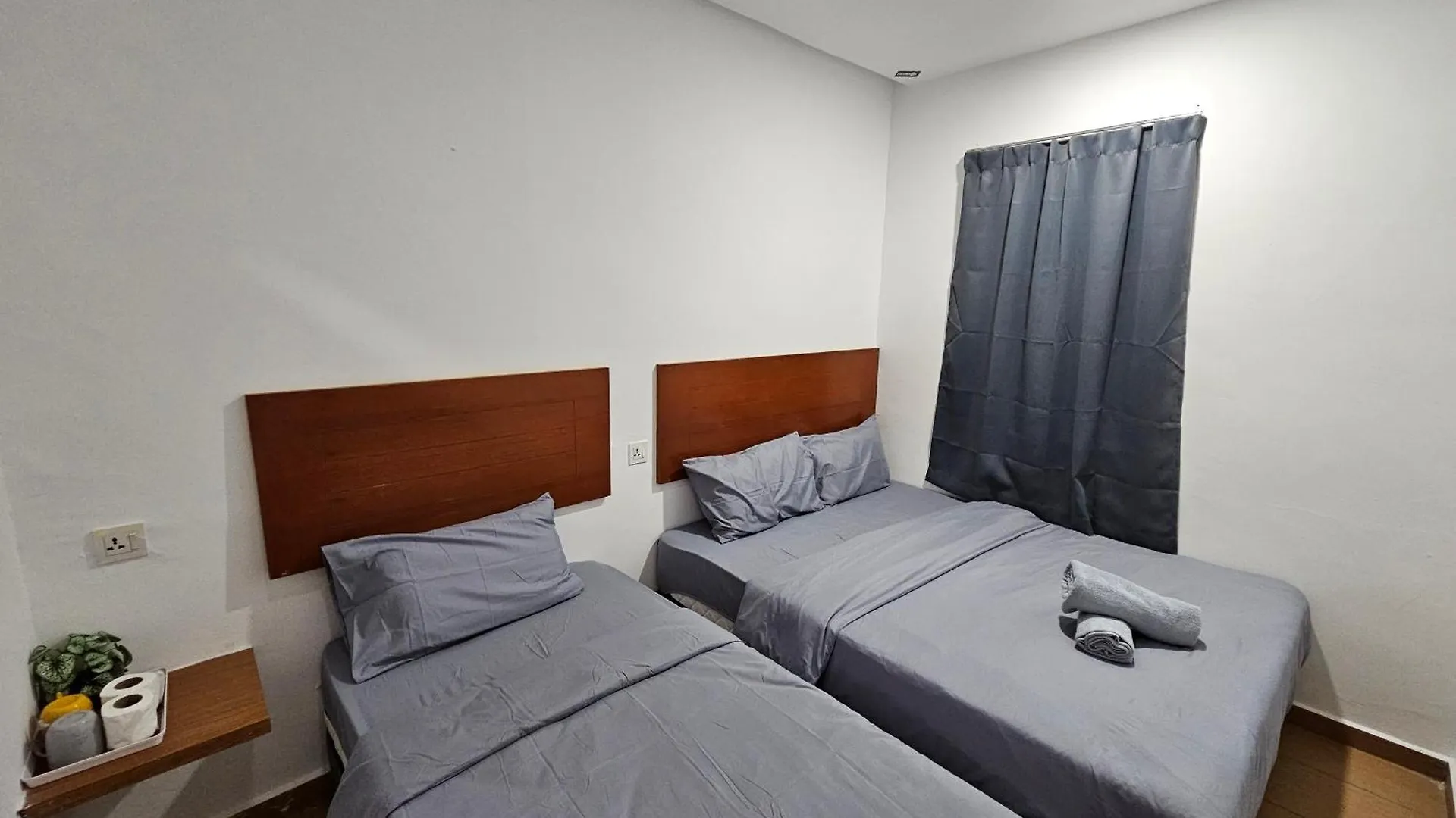 Vendégház New Mawlaya Hotel Penang Gelugor Malajzia