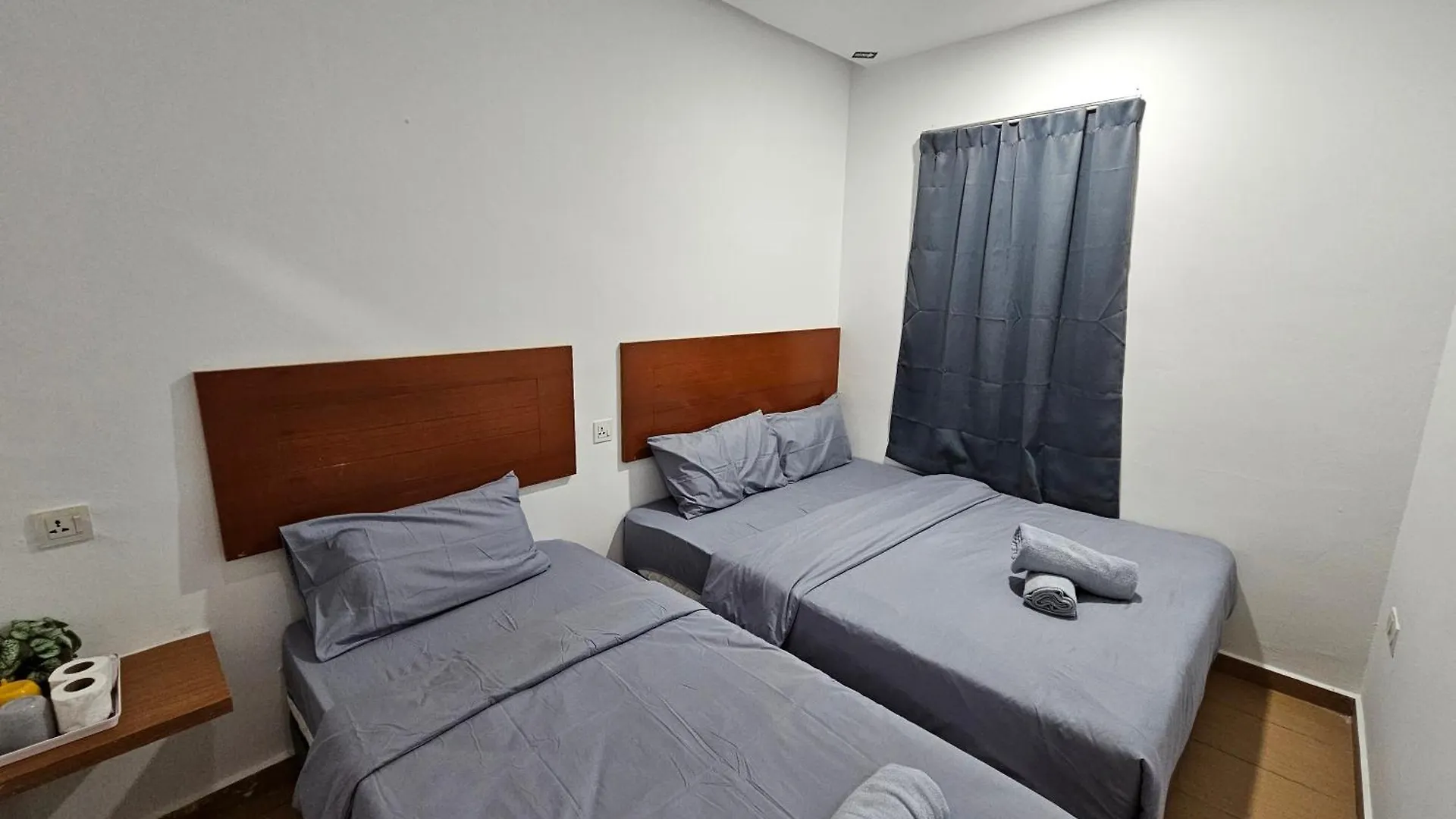 Vendégház New Mawlaya Hotel Penang Gelugor
